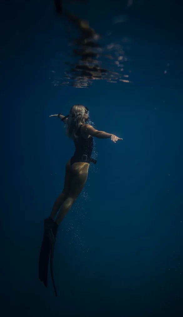 Photo Of Woman Underwater Photo Of Woman Underwater