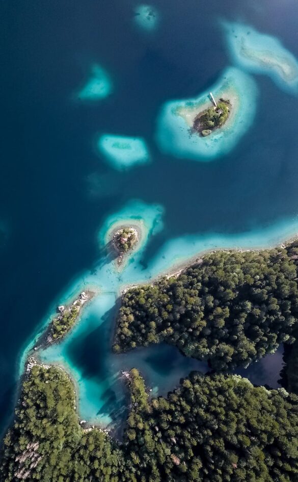 Bird’s-eye View of Green Islands Bird's-eye View of Green Islands